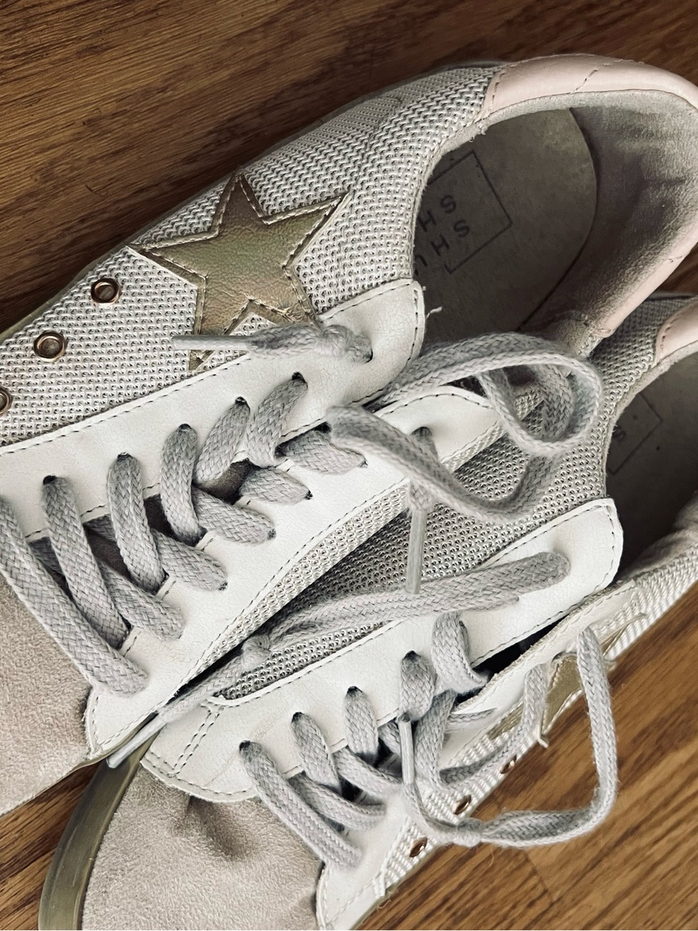 Girls Lace-Up Casual Sneakers with Gold Star Accent - Shu Shop